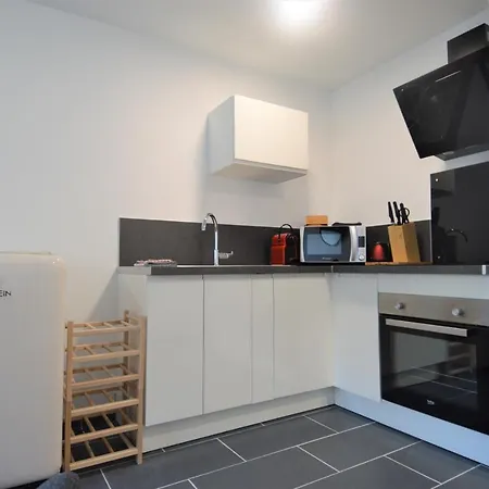 Appartement Appt Lumineux - Avec Balcon A 400m De La