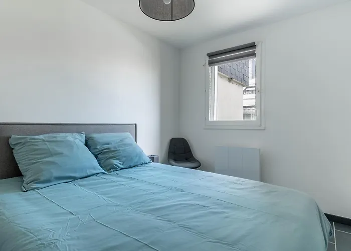 Apartment Appt Lumineux - Avec Balcon A 400m De La Courseulles-sur-Mer